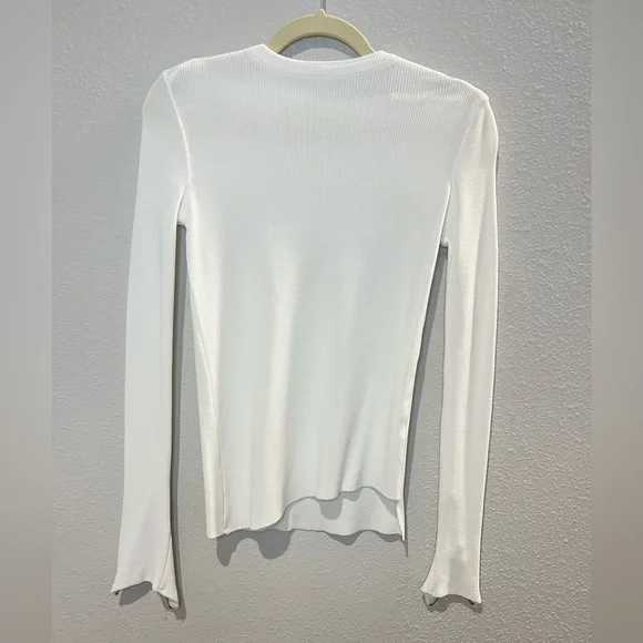 Ribbed Ivory/White Gold Zipper Top Size Small - Picture 9 of 10
